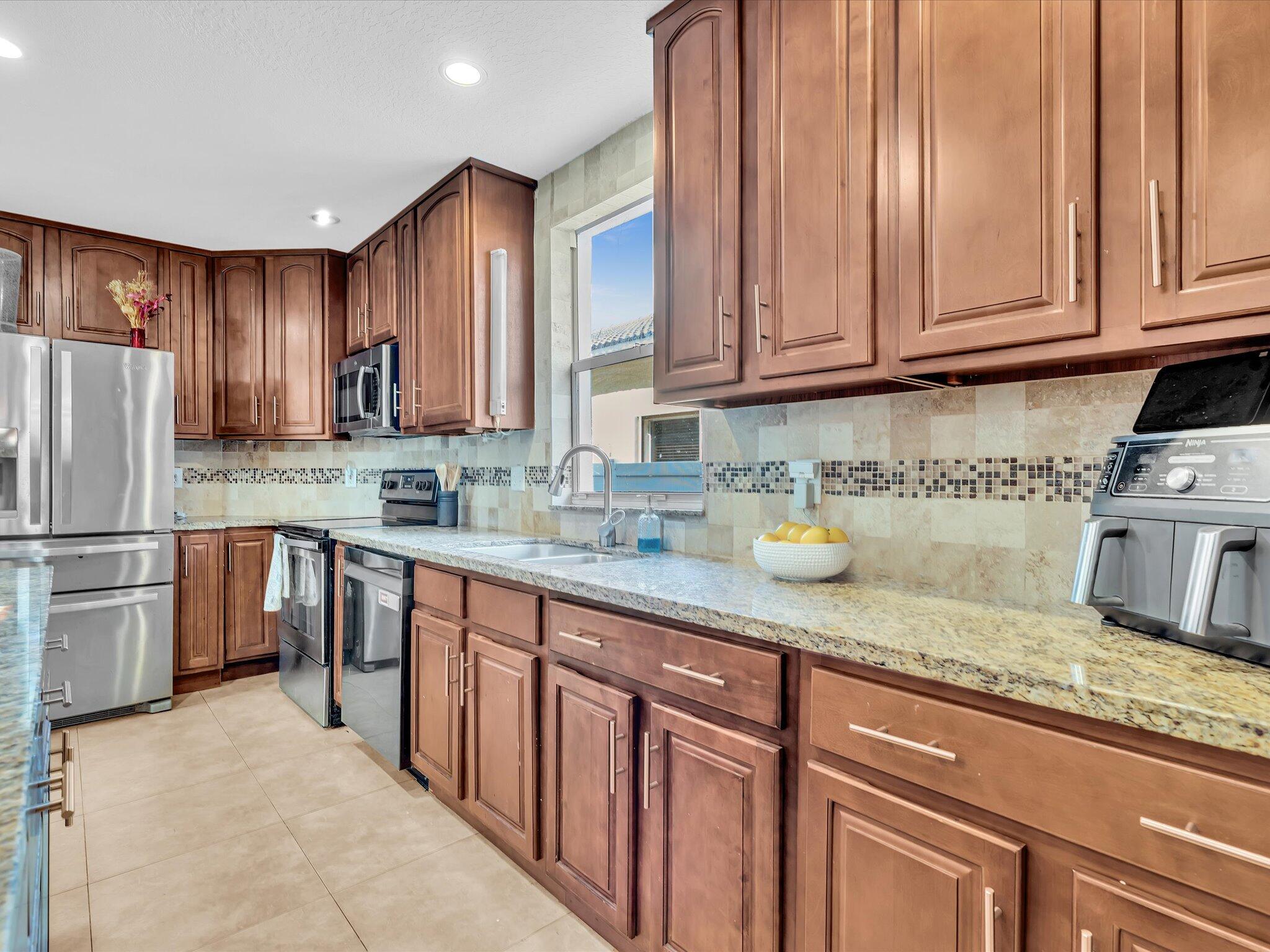 KENSINGTON SOUTH - Residential