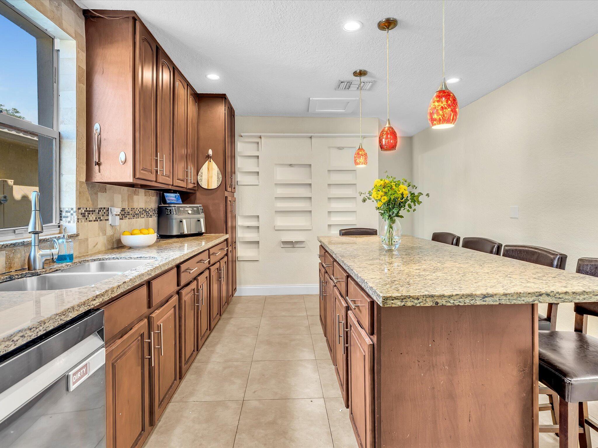 KENSINGTON SOUTH - Residential