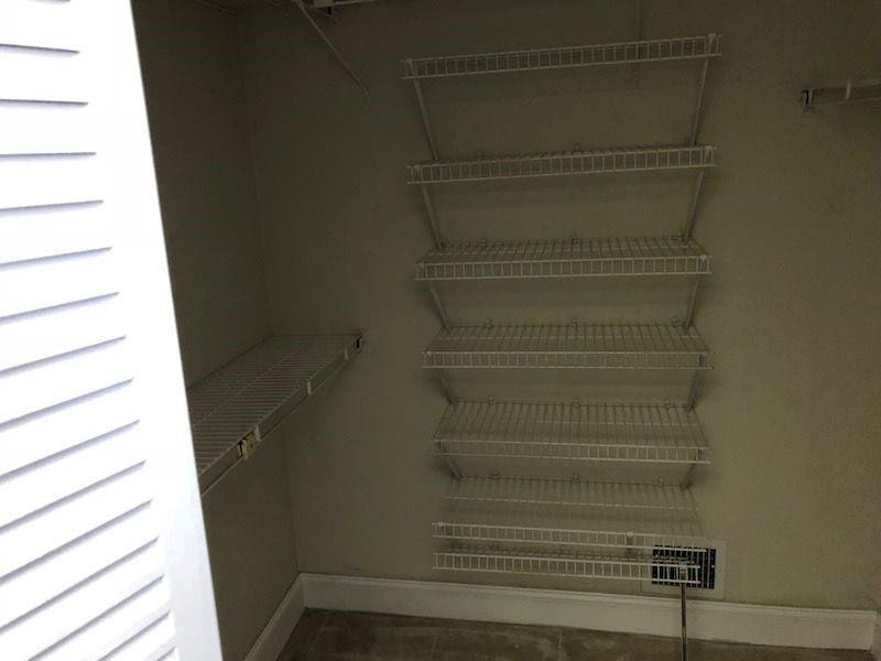 OMEGA CONDO - Residential