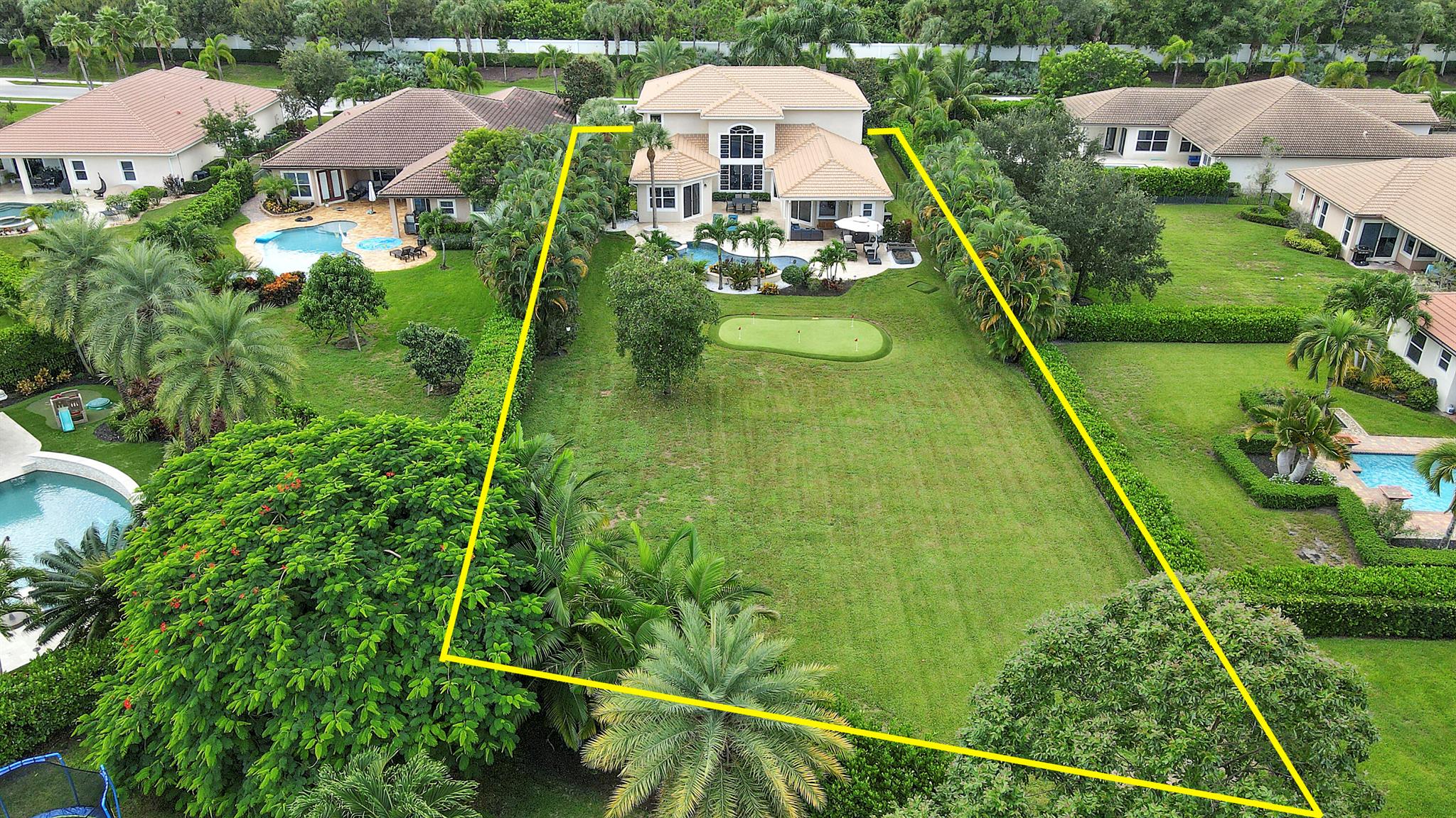 404 Rudder Cay Way