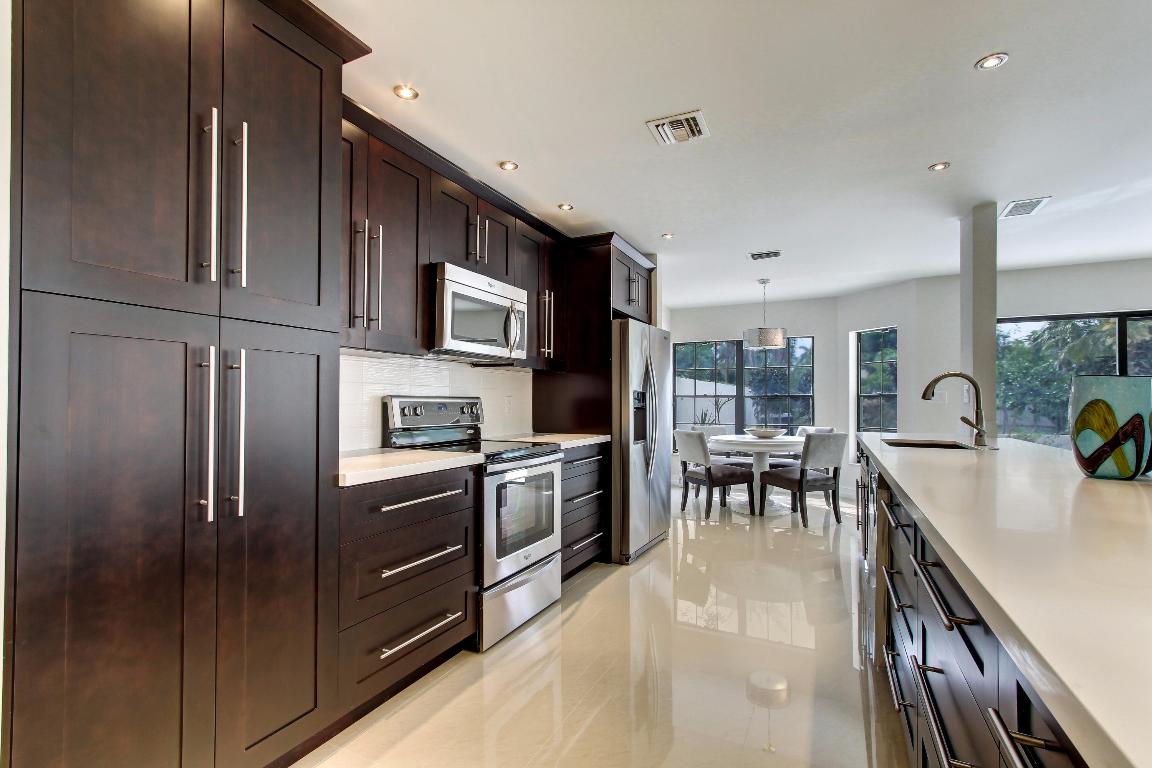 TOWN PLACE CLUB VILLAS - Residential