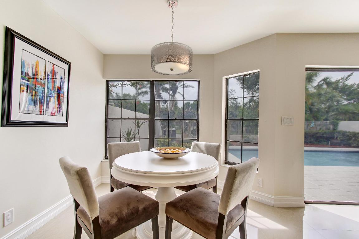 TOWN PLACE CLUB VILLAS - Residential