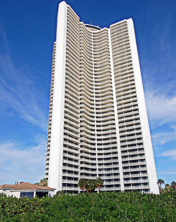 TIARA - Residential Lease