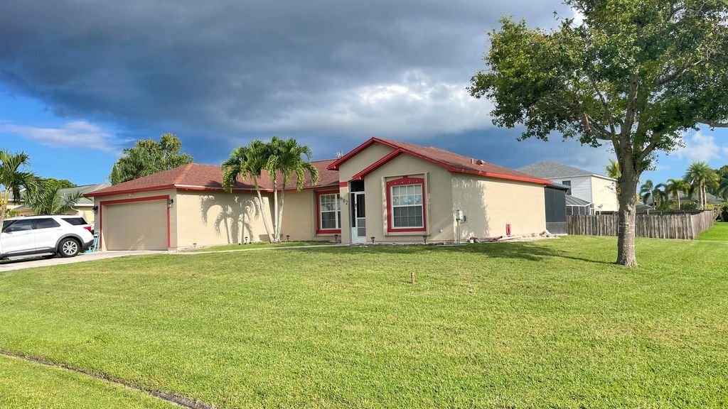 Photo of 602 SE Streamlet Avenue, Port St Lucie, FL 34983 (MLS # R11007959)