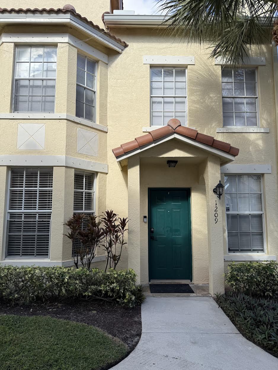 RESIDENCES OF BELMONT AT BOYNTON BEACH CONDO - Residential