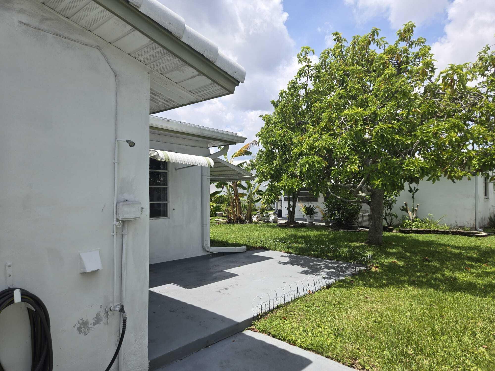MAINLANDS OF TAMARAC LAKES - Residential