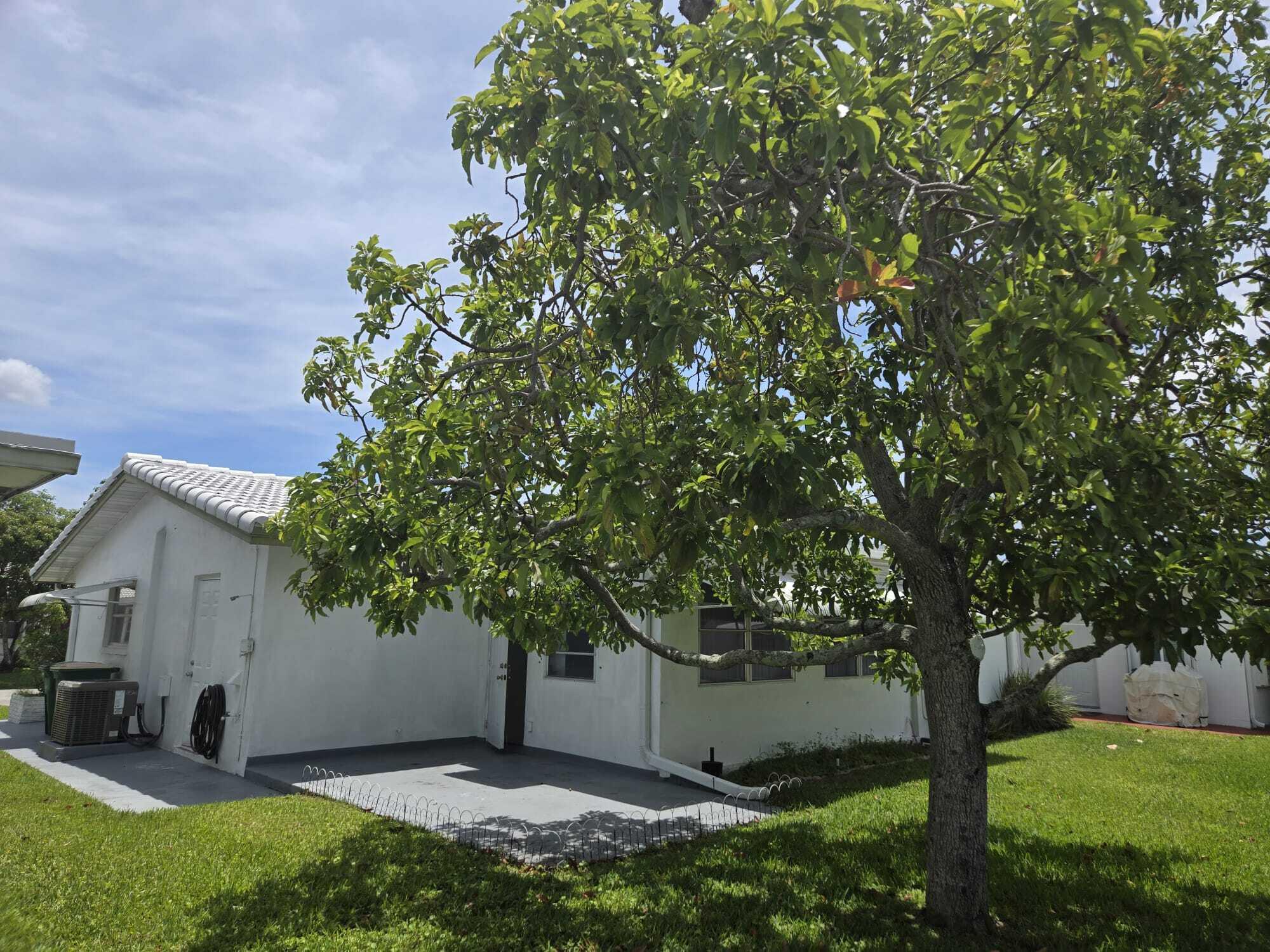 MAINLANDS OF TAMARAC LAKES - Residential