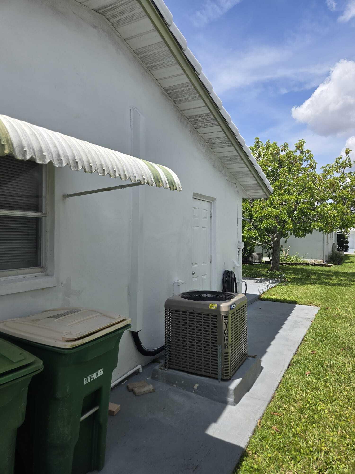 MAINLANDS OF TAMARAC LAKES - Residential