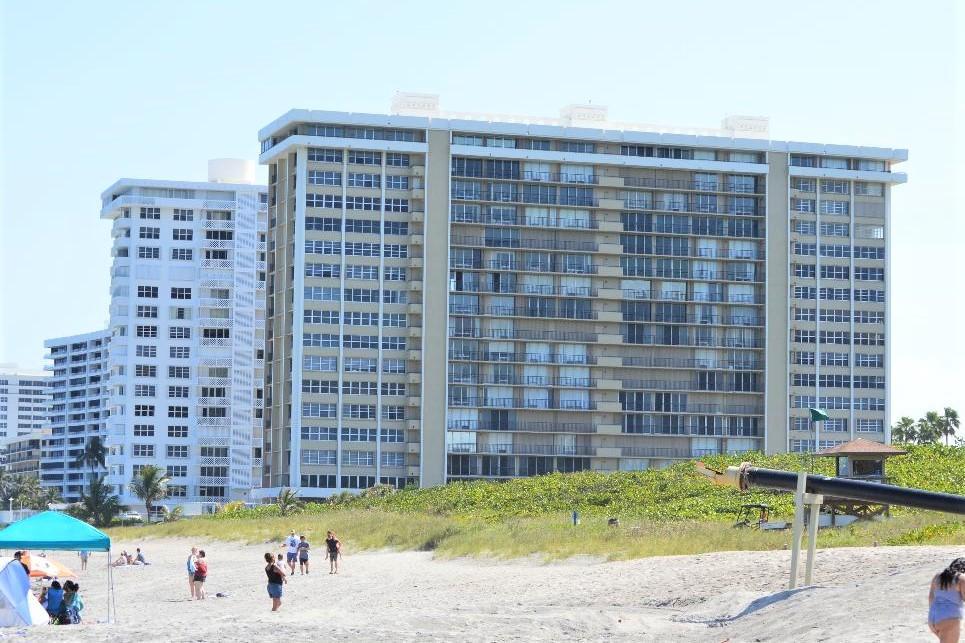 CLOISTER DEL MAR CONDO - Residential