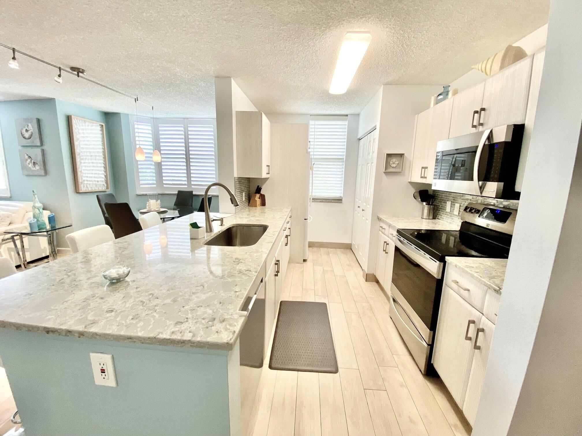 HIGHLAND BEACH CLUB CONDO - Residential Lease