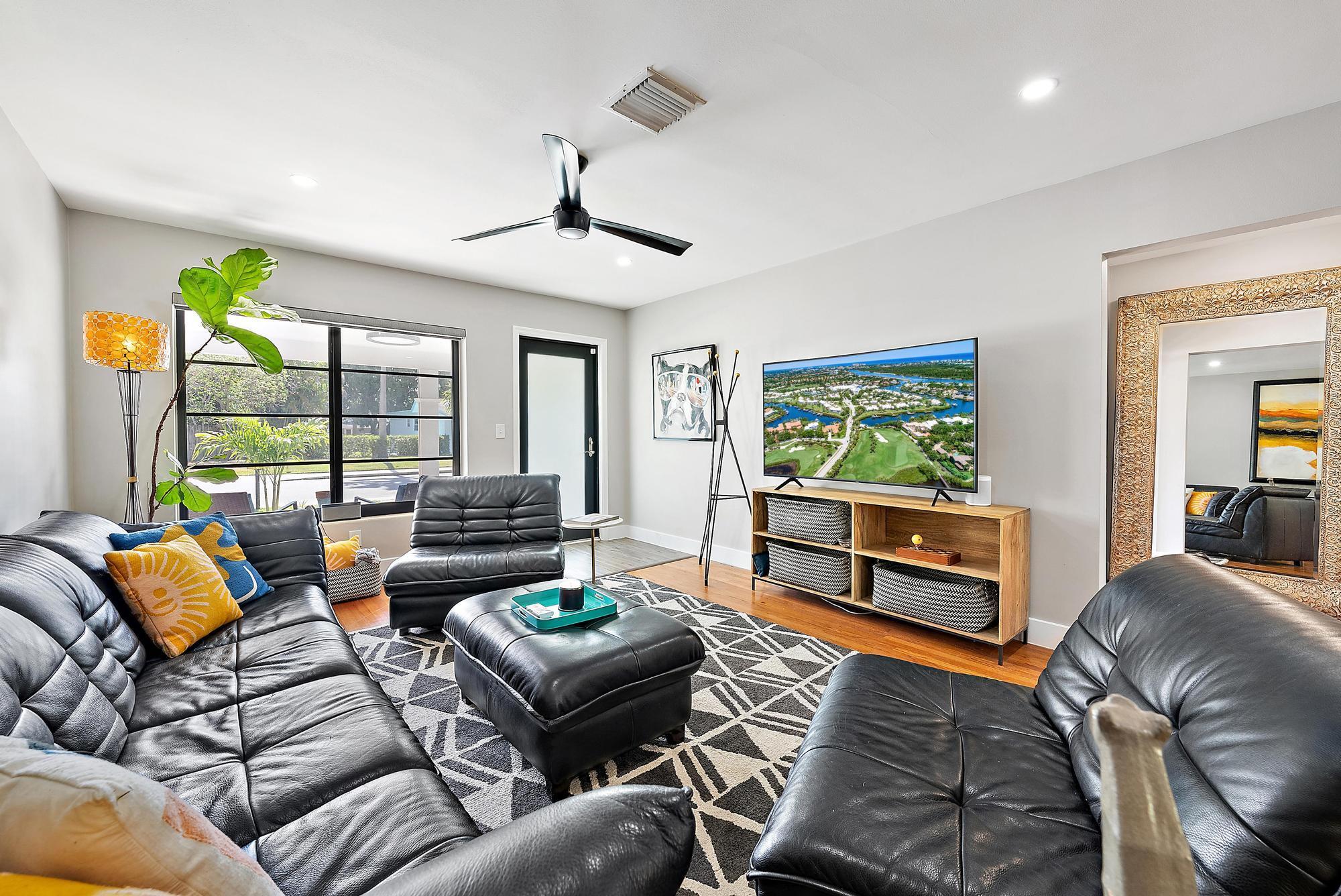 1613 N J Terrace