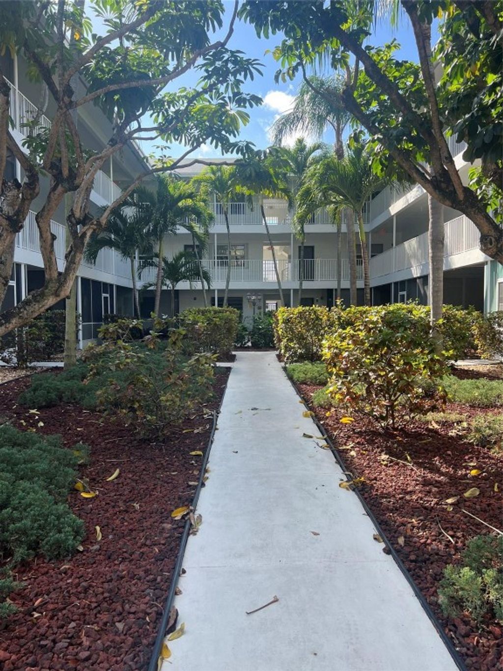 Photo of 1930 Jackson Street #10, Hollywood, FL 33019 (MLS # F10548551)