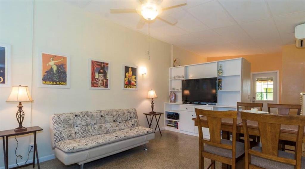 TOWN OF DELRAY - Residential Lease