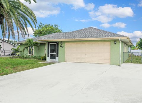 A home in Port St Lucie