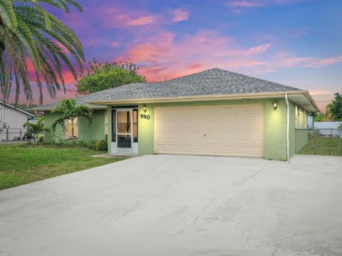 A home in Port St Lucie