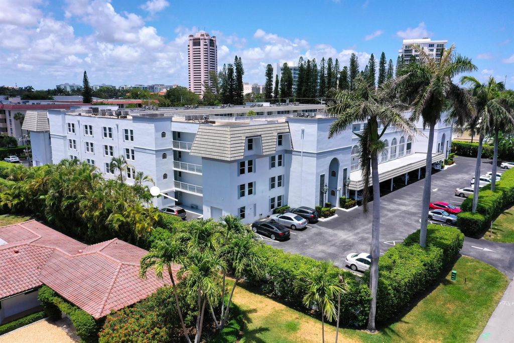 Photo of 800 E Camino Real Real #1090, Boca Raton, FL 33432 (MLS # R10985035)