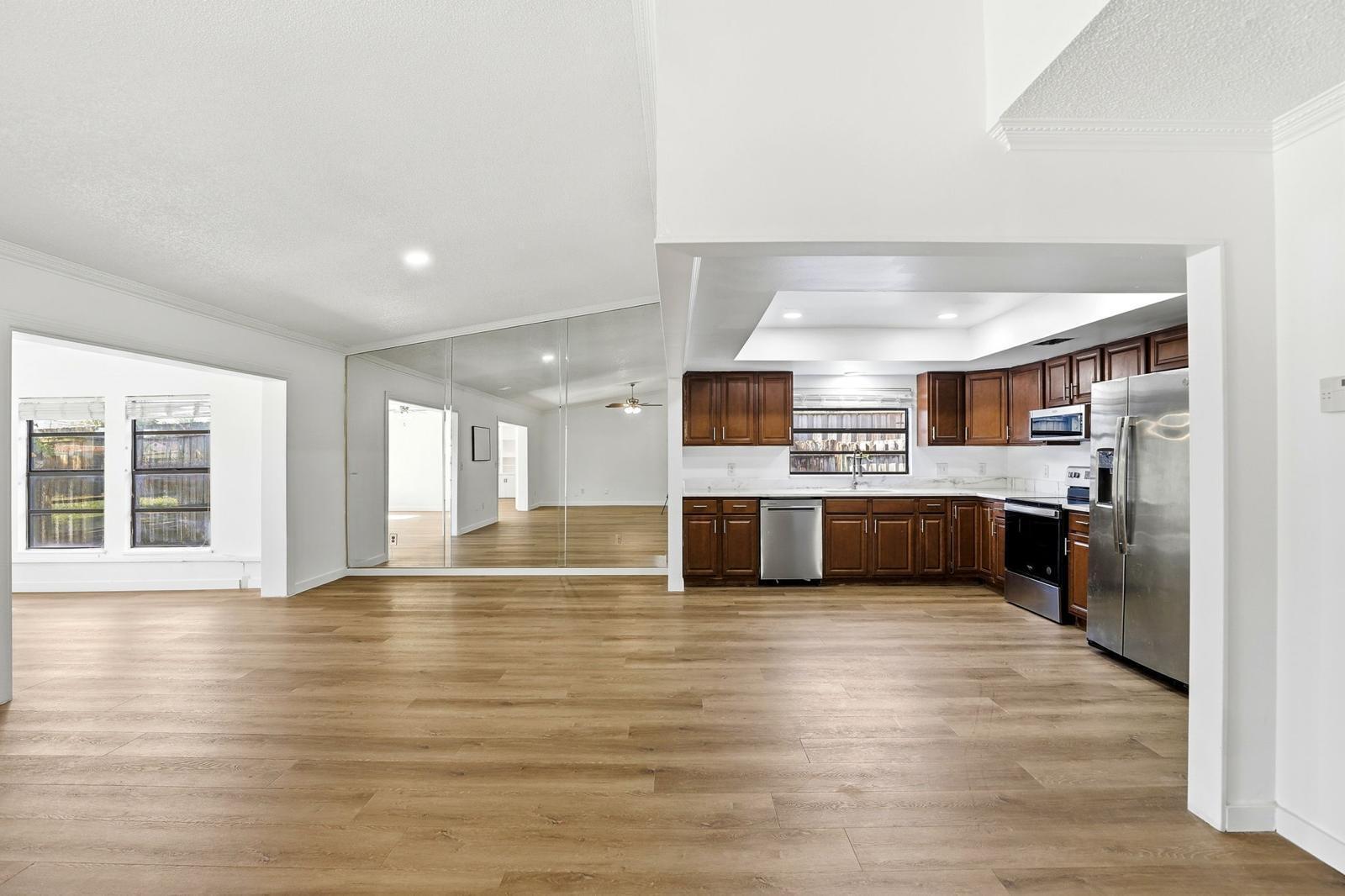 CLUBHOUSE ESTS PH 1 - Residential