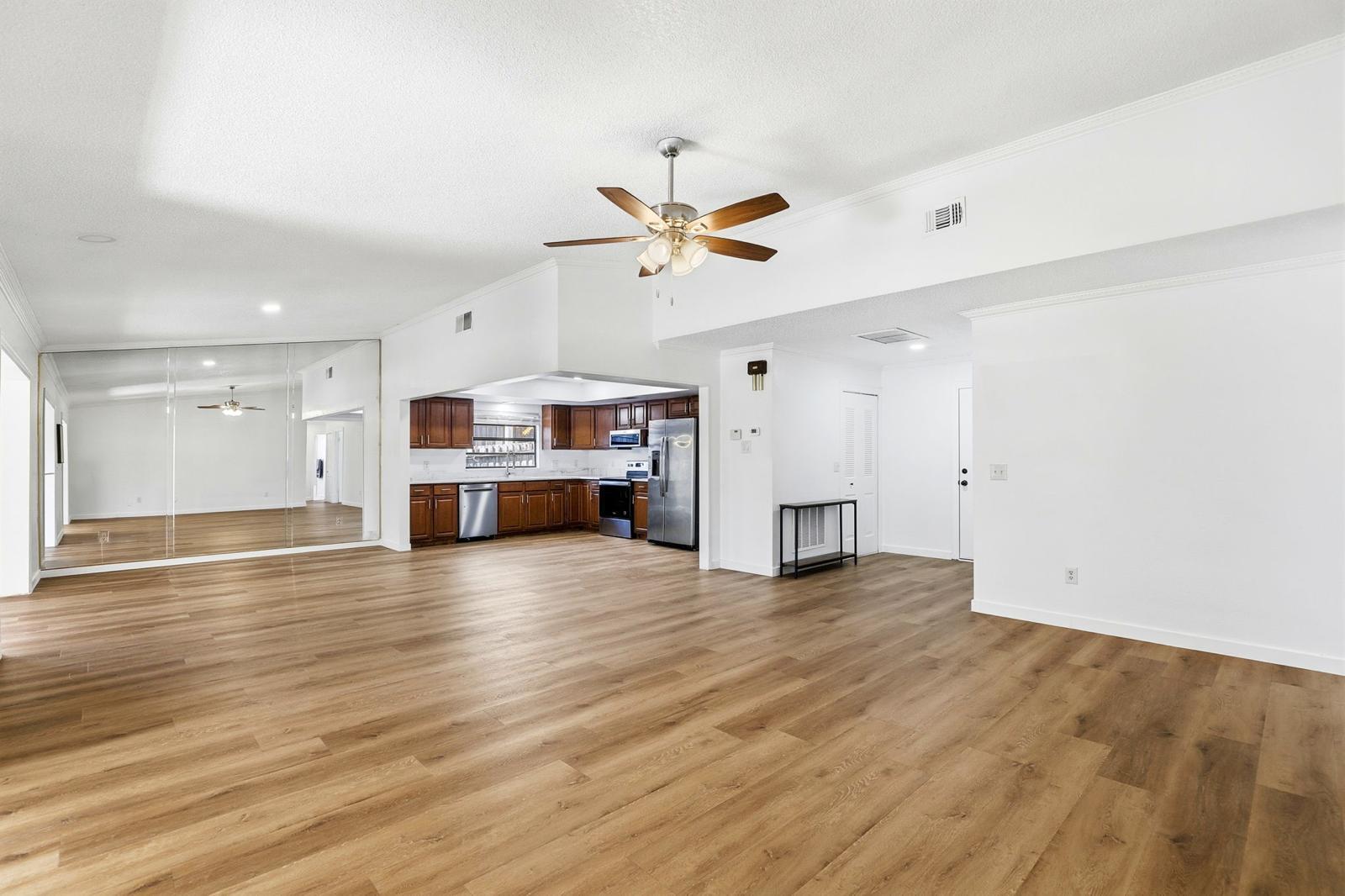 CLUBHOUSE ESTS PH 1 - Residential