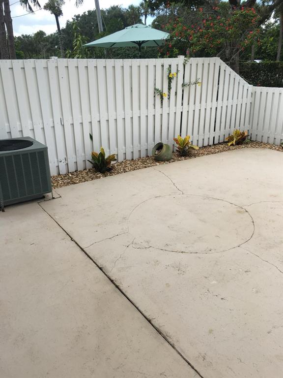 Charter Club Palm Beach - Residential