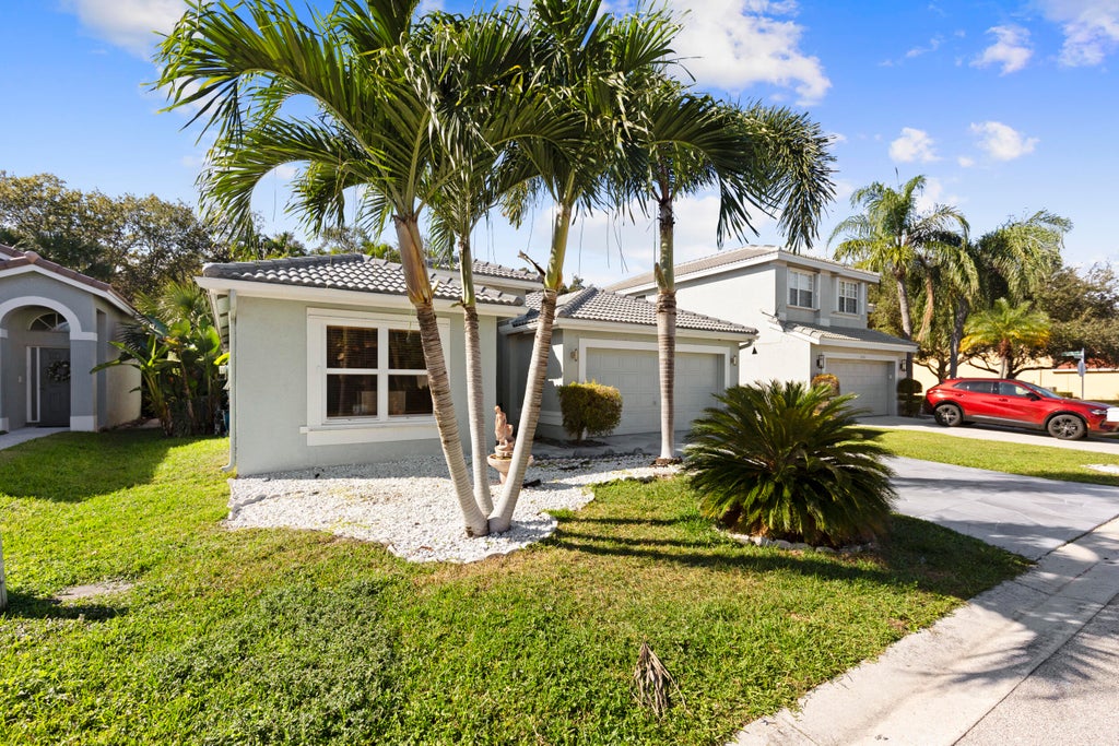 Photo of 8155 Mystic Harbor Circle, Boynton Beach, FL 33436 (MLS # R11141002)