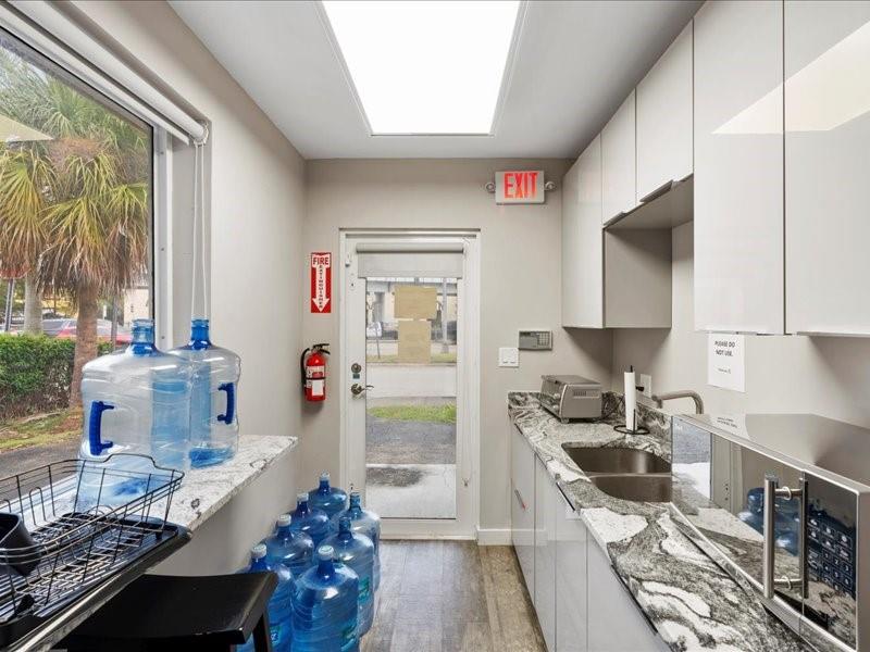 2482 SW Secoffee Ter