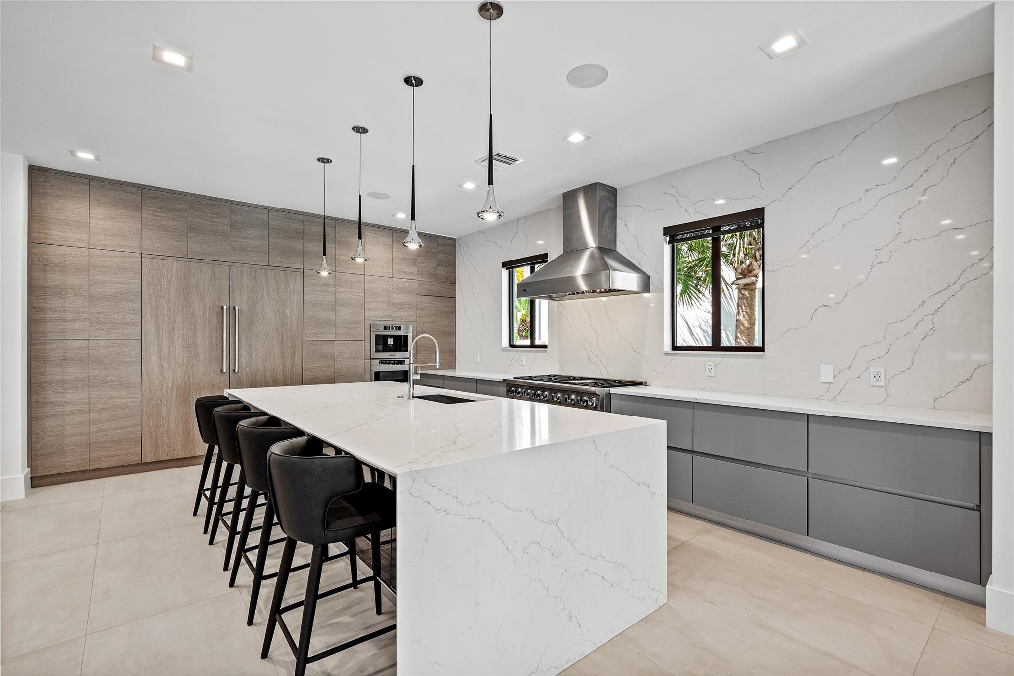 1523 SE 12th St