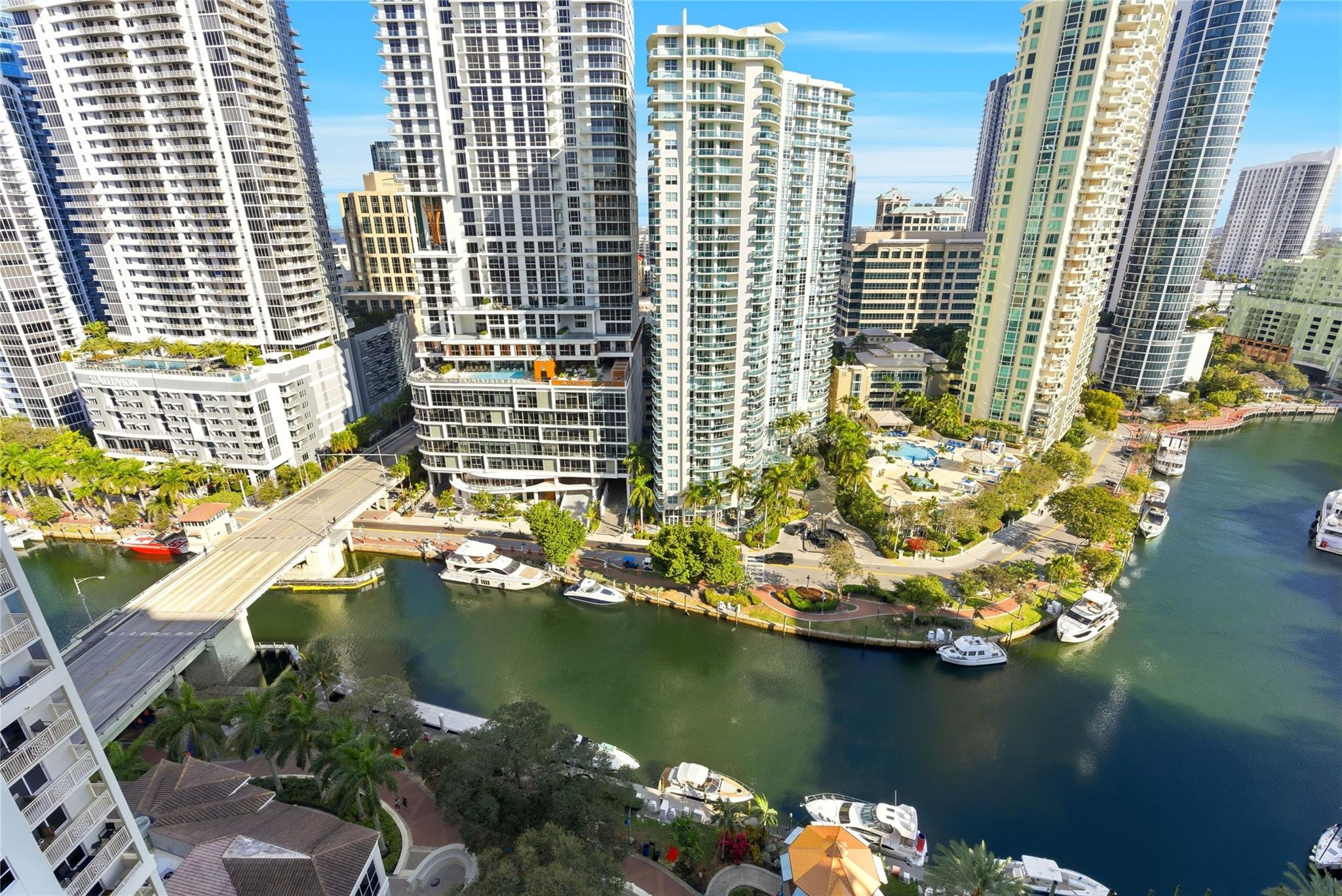 511 SE 5th Avenue 2122