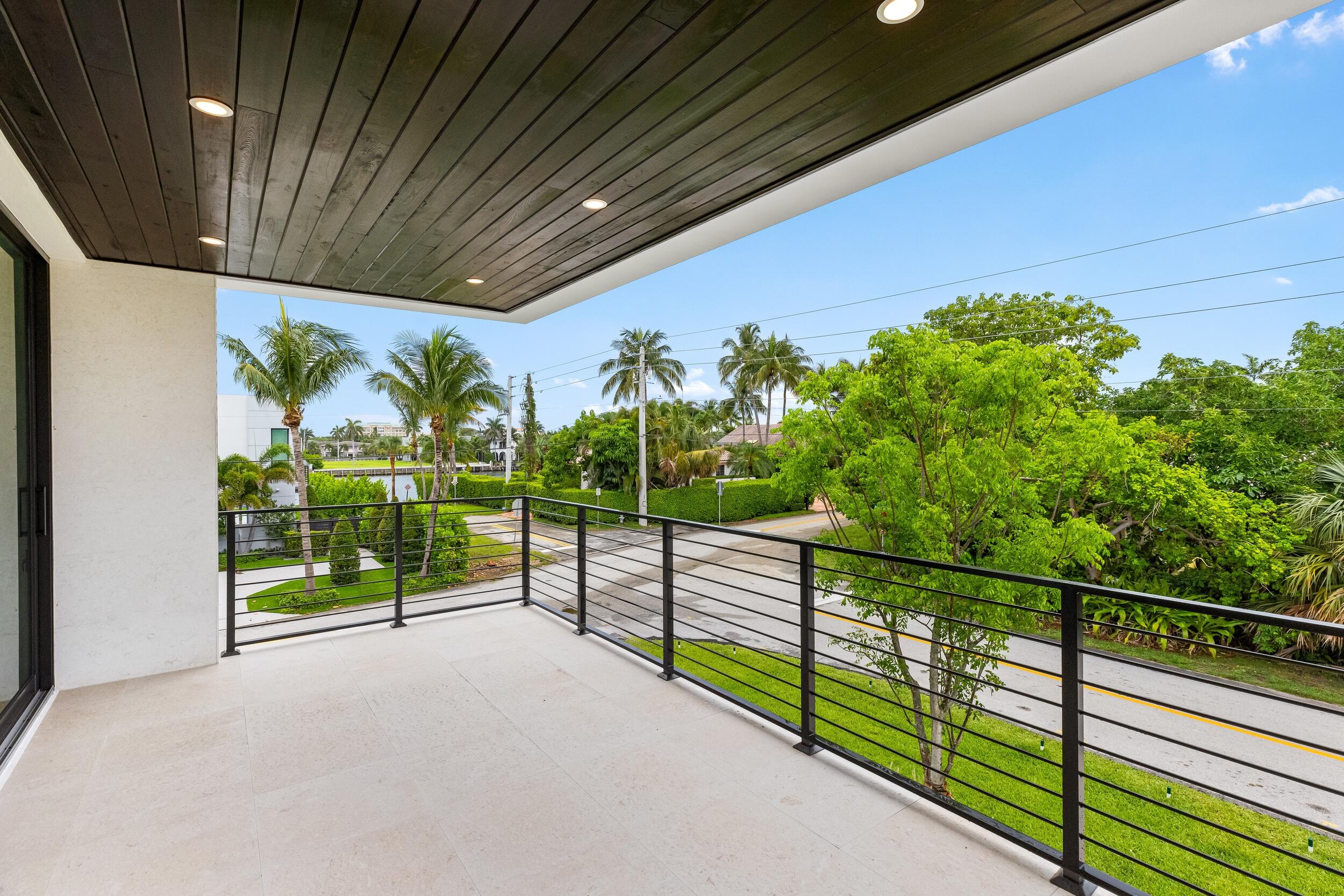 BOCA RATON RIVIERA UNIT B - Residential