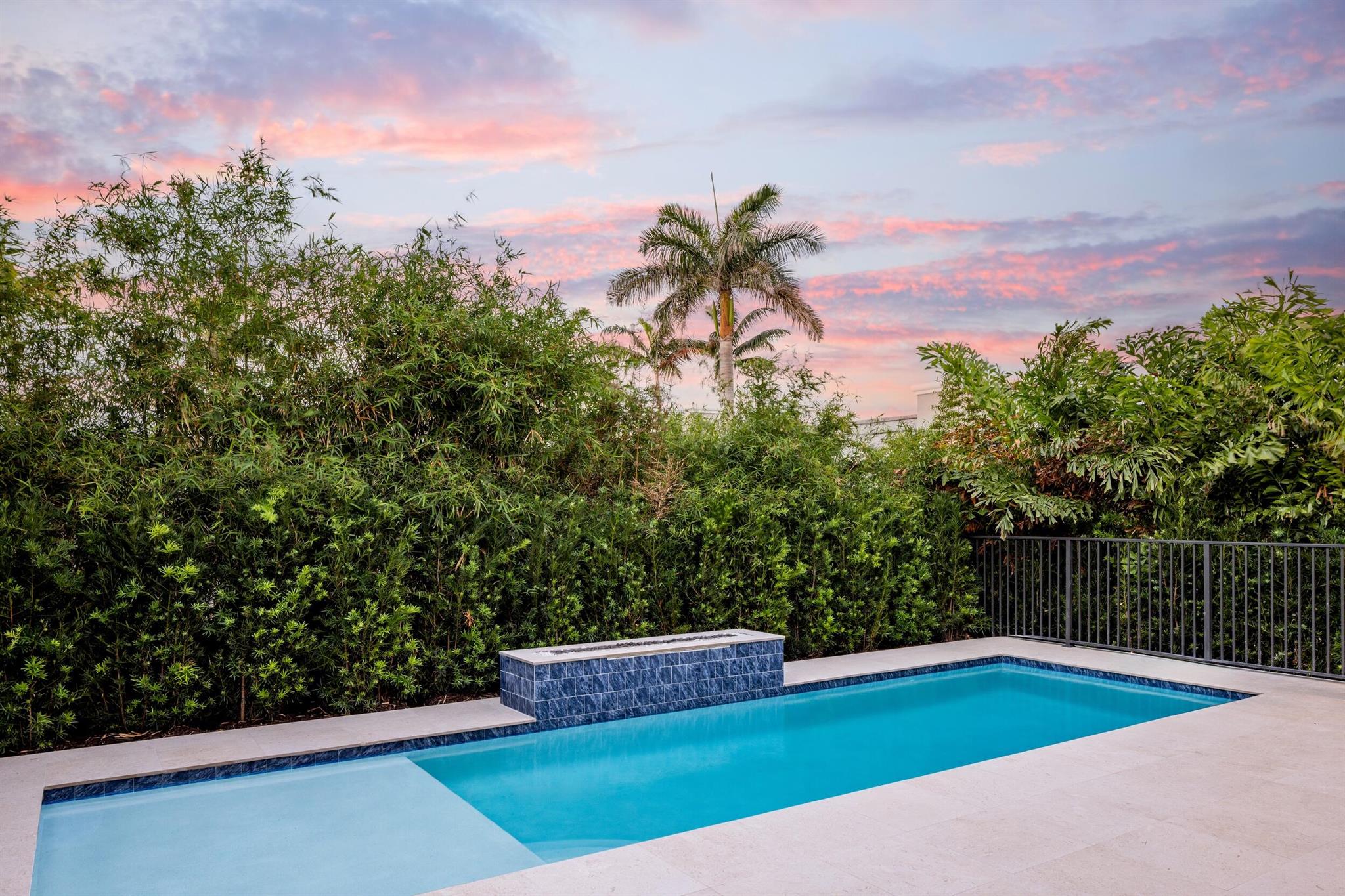 BOCA RATON RIVIERA UNIT B - Residential