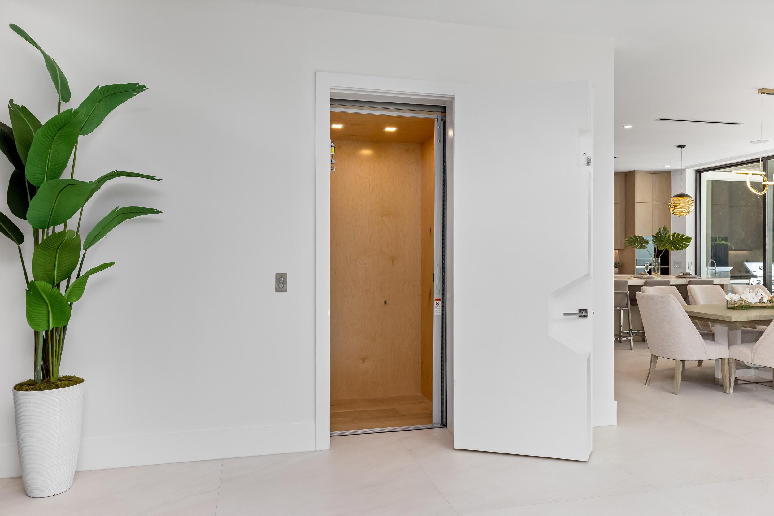 BOCA RATON RIVIERA UNIT B - Residential