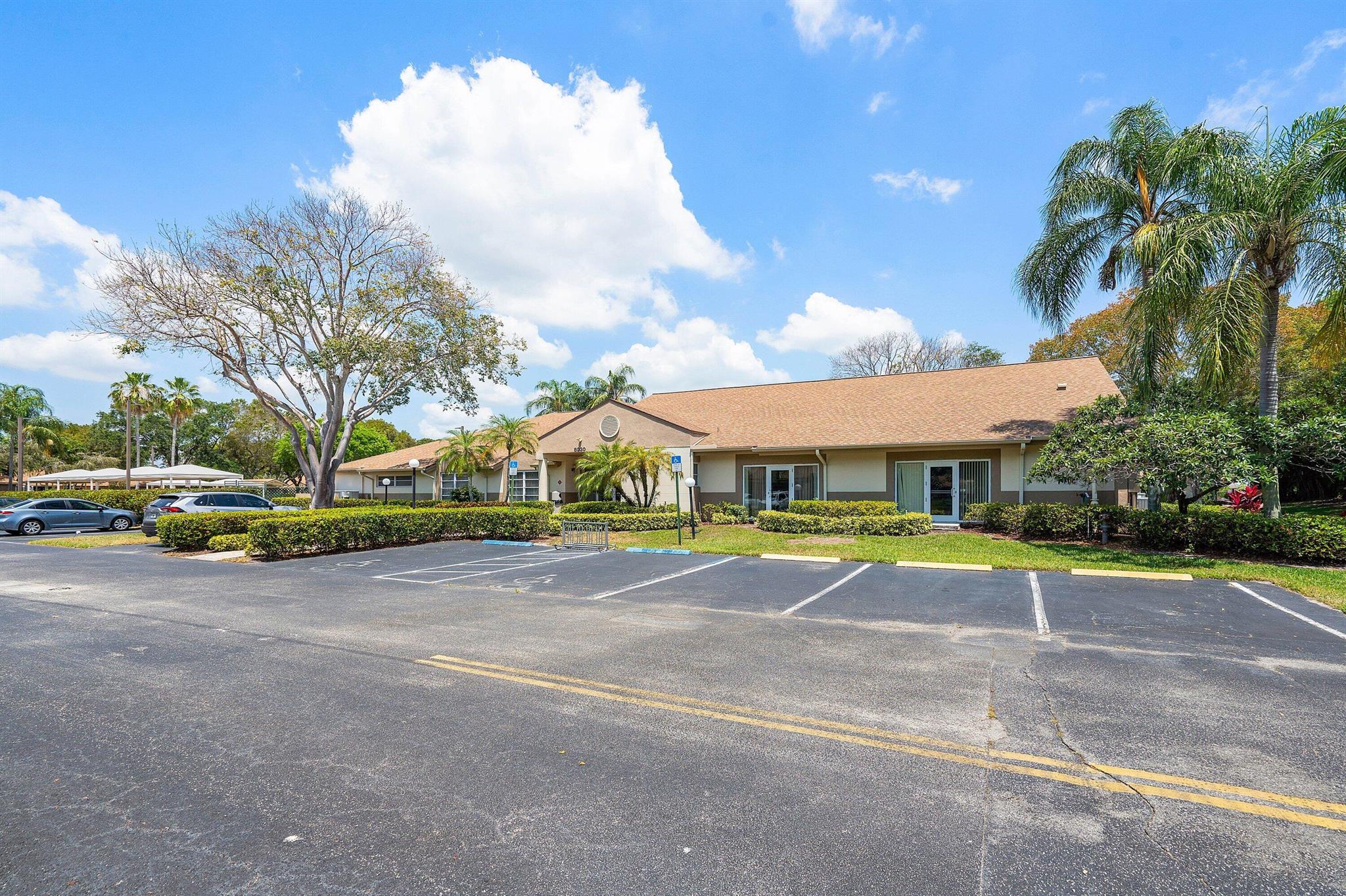 WHISPER WALK SEC D CONDO - Residential