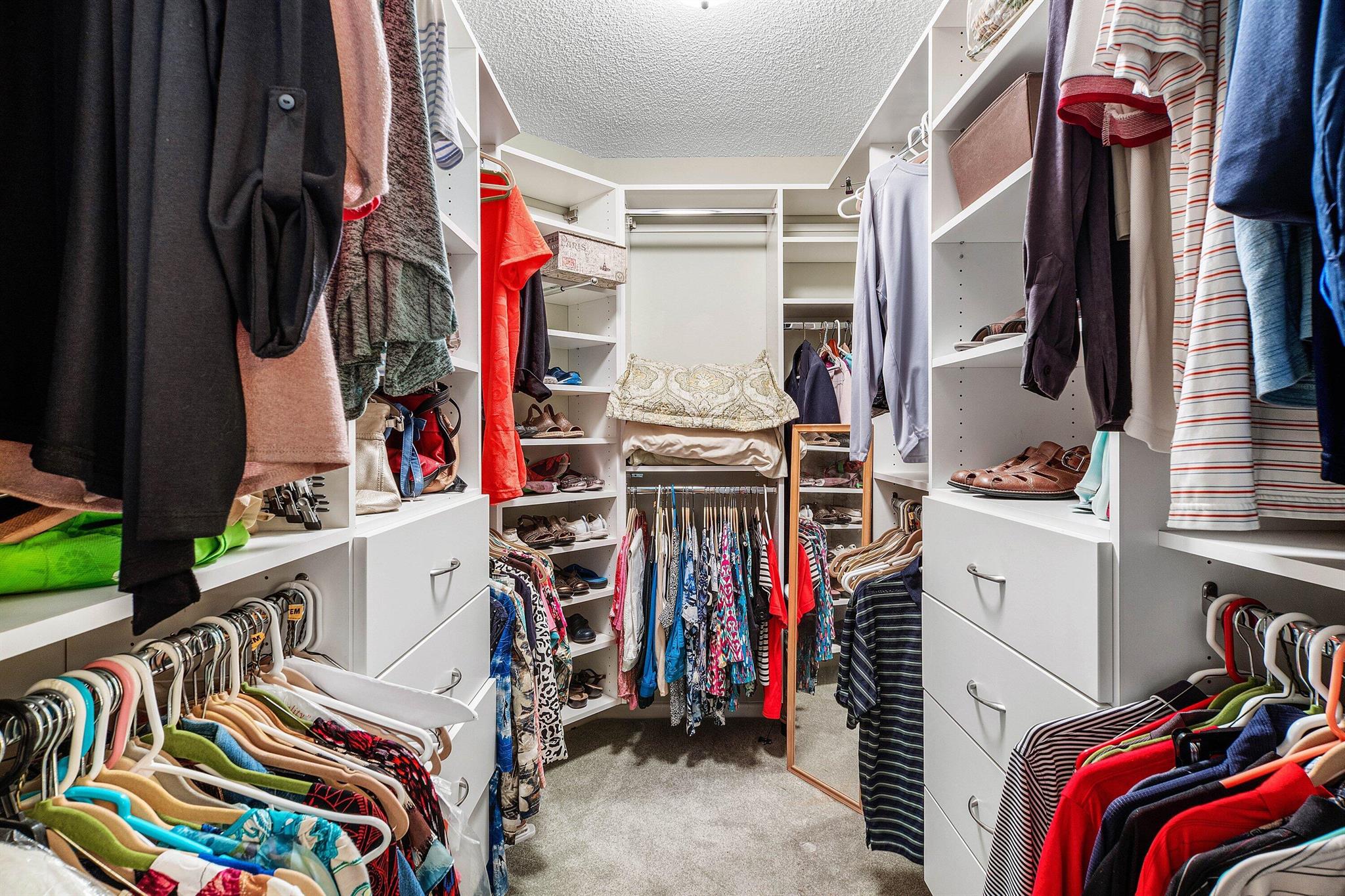 WHISPER WALK SEC D CONDO - Residential