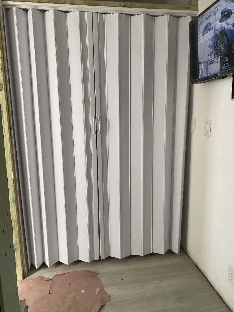 PALM BEACH NORTH - Residential Lease