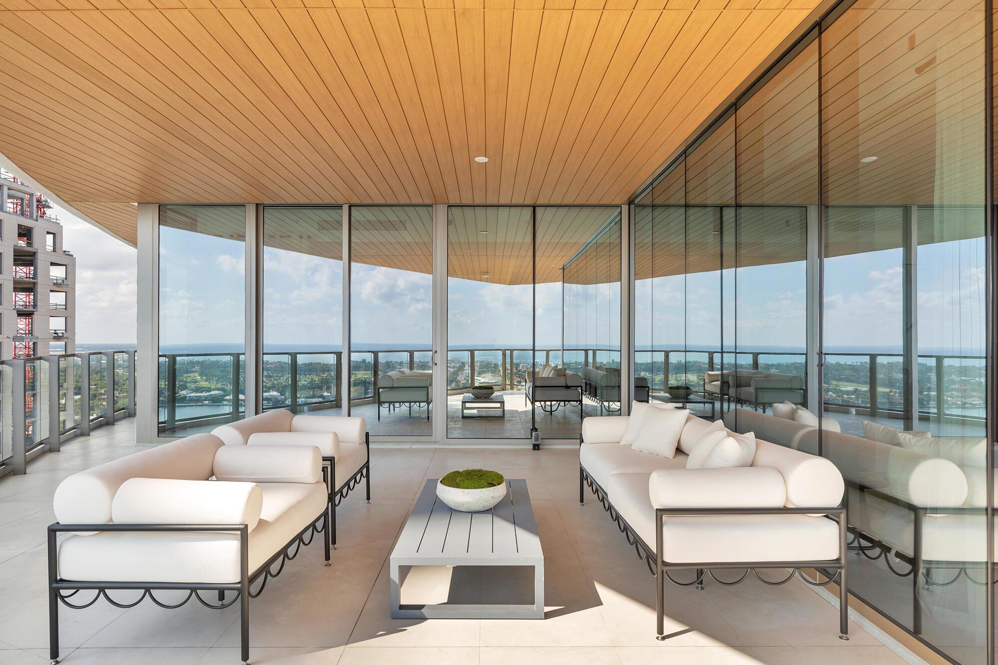 FLAGLER FORTE RESIDENCES - Residential