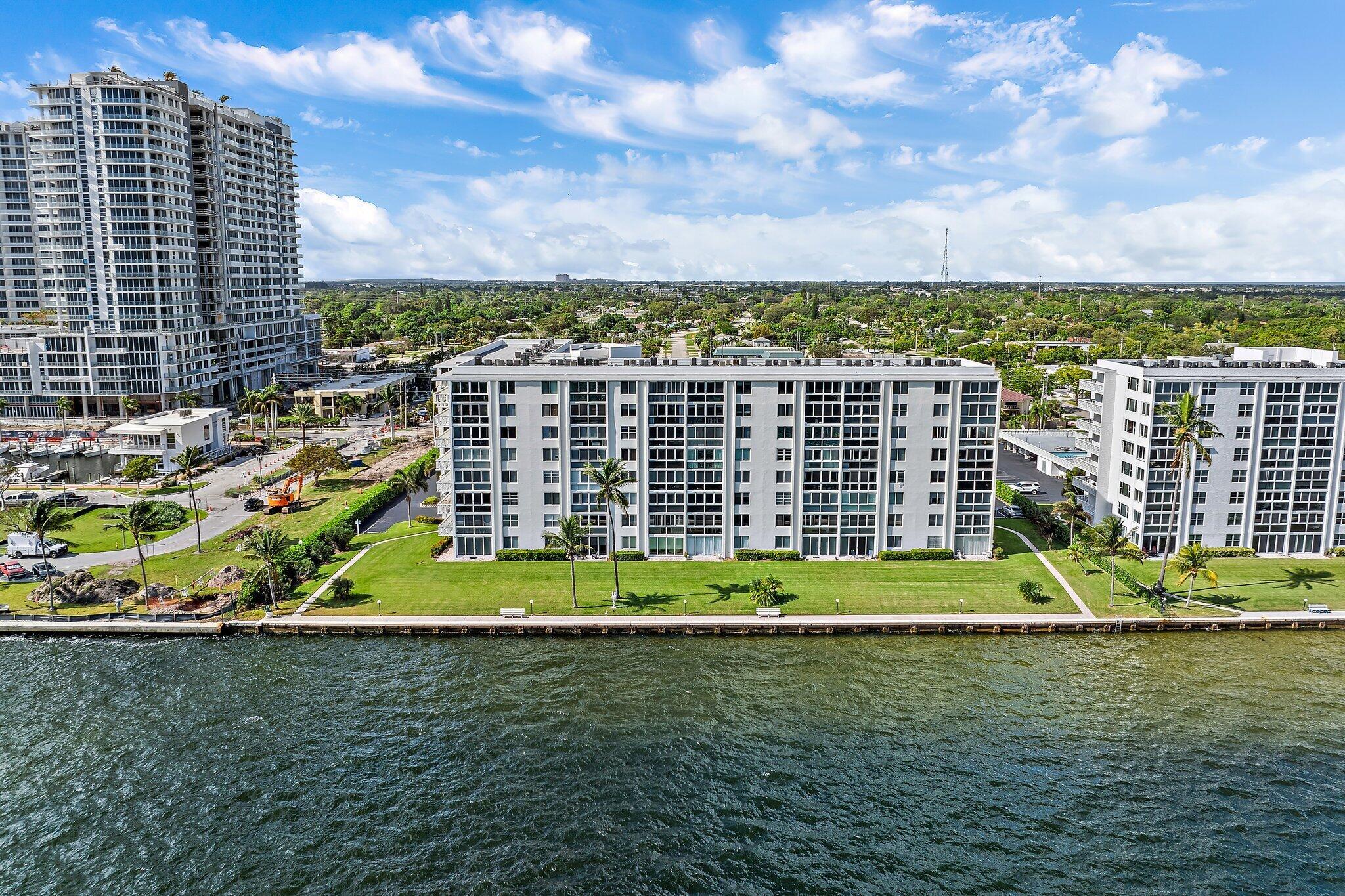 301 Lake Shore Drive 711