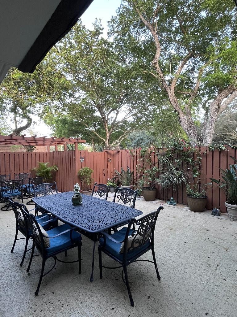 PINE ISLAND RIDGE SECTION - Residential