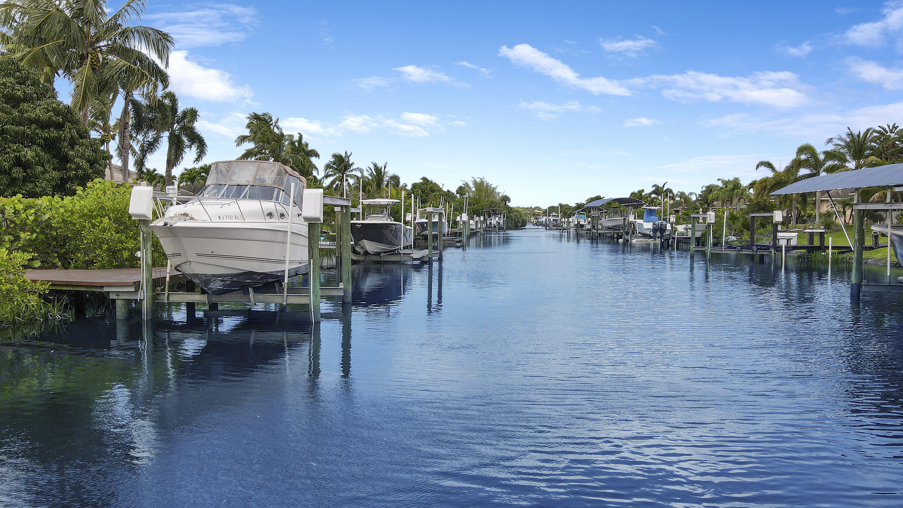 LOST RIVER COVE - Residential