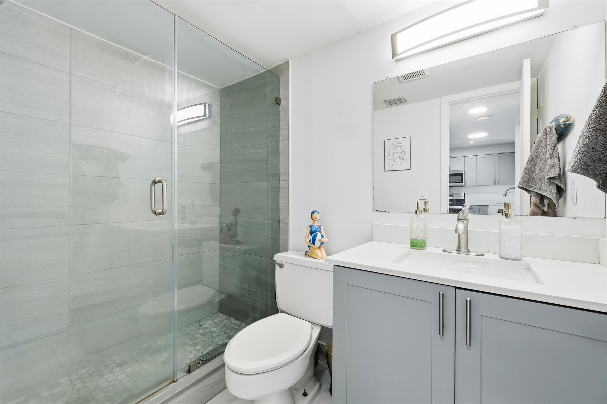 PALM LAKE 1 CONDO - Residential