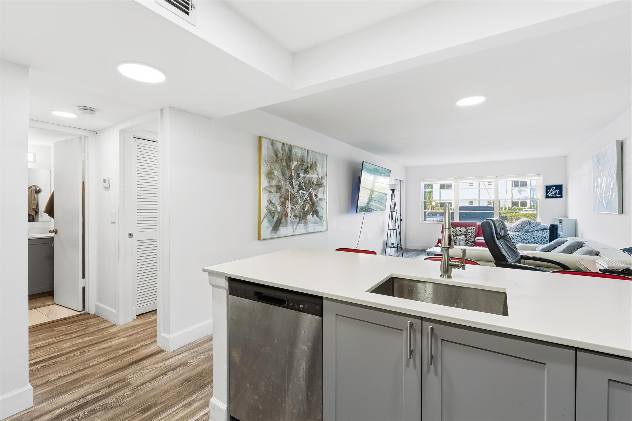 PALM LAKE 1 CONDO - Residential