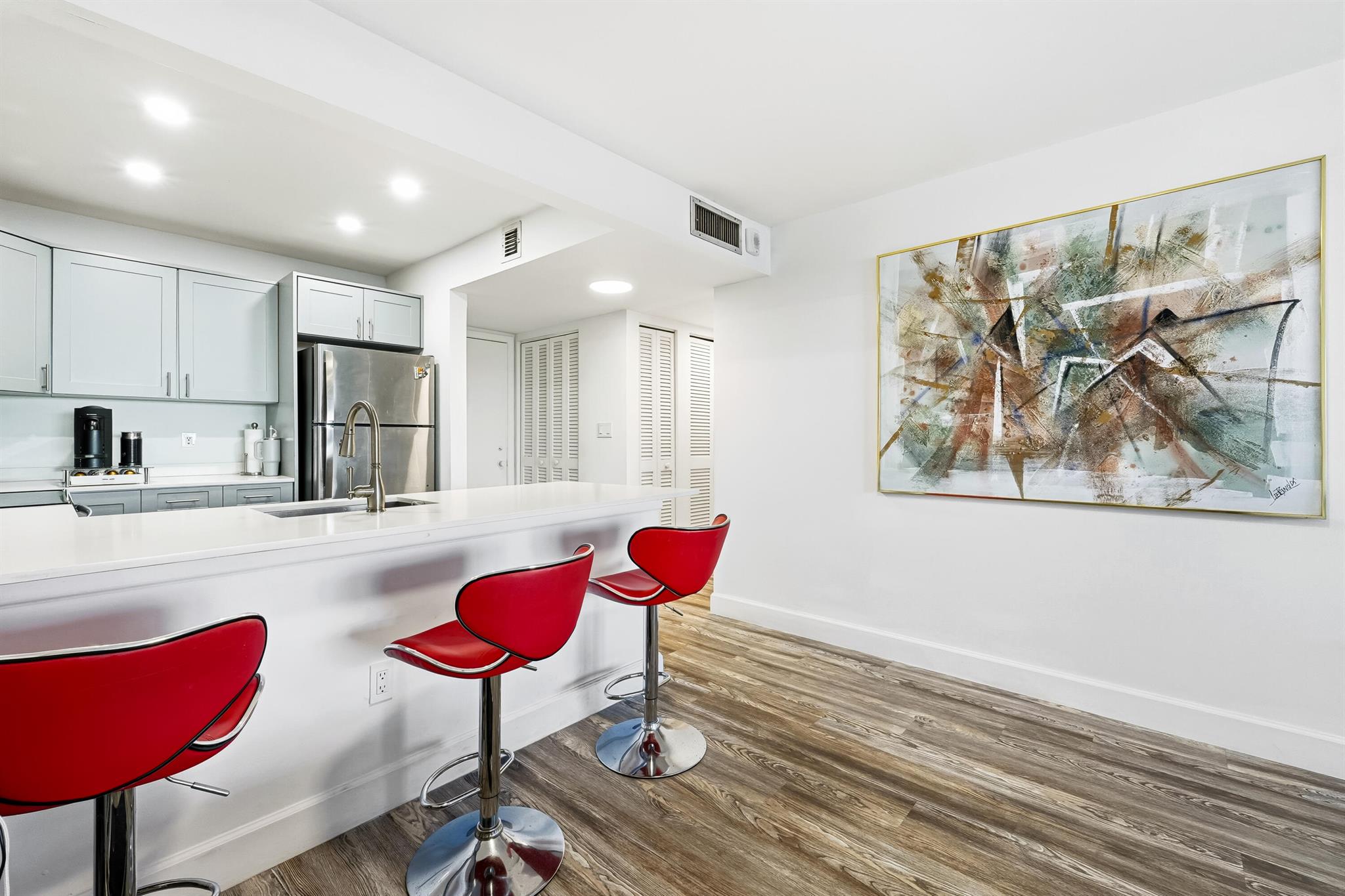 PALM LAKE 1 CONDO - Residential