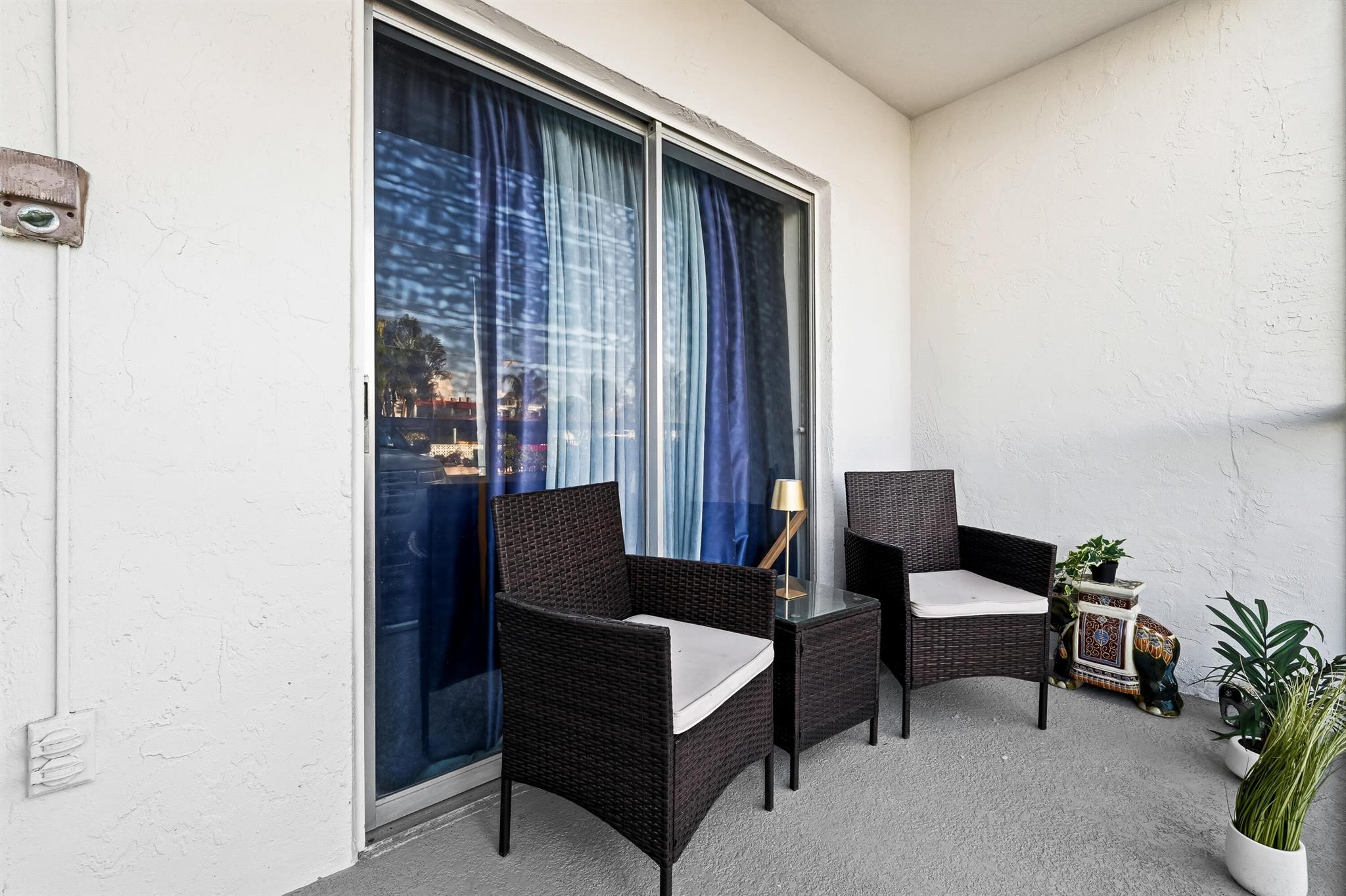 PALM LAKE 1 CONDO - Residential