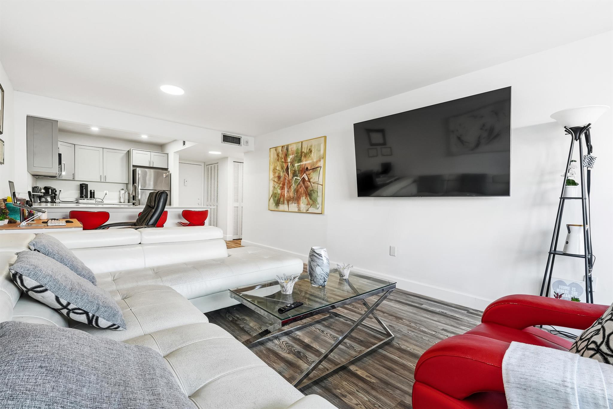 PALM LAKE 1 CONDO - Residential