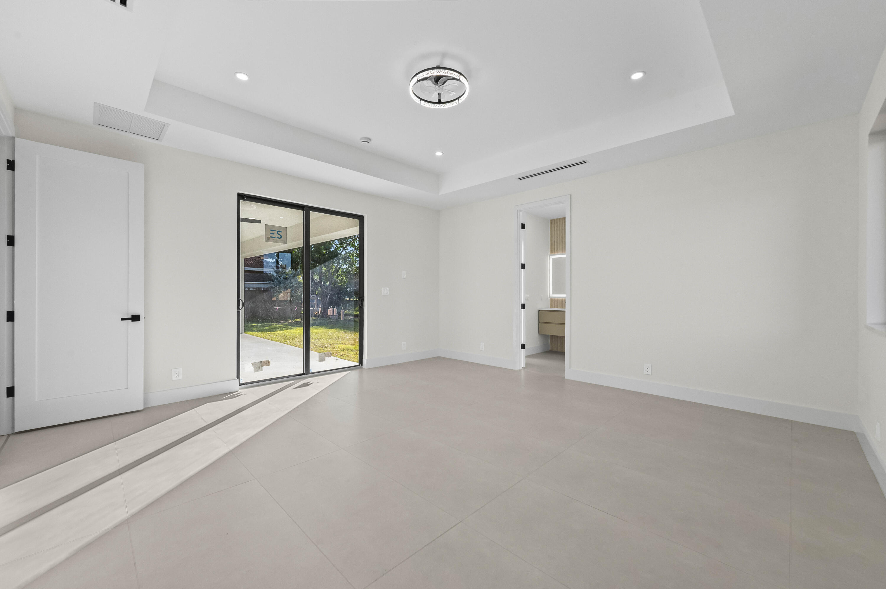 COCONUT CREEK 11TH SEC - Residential