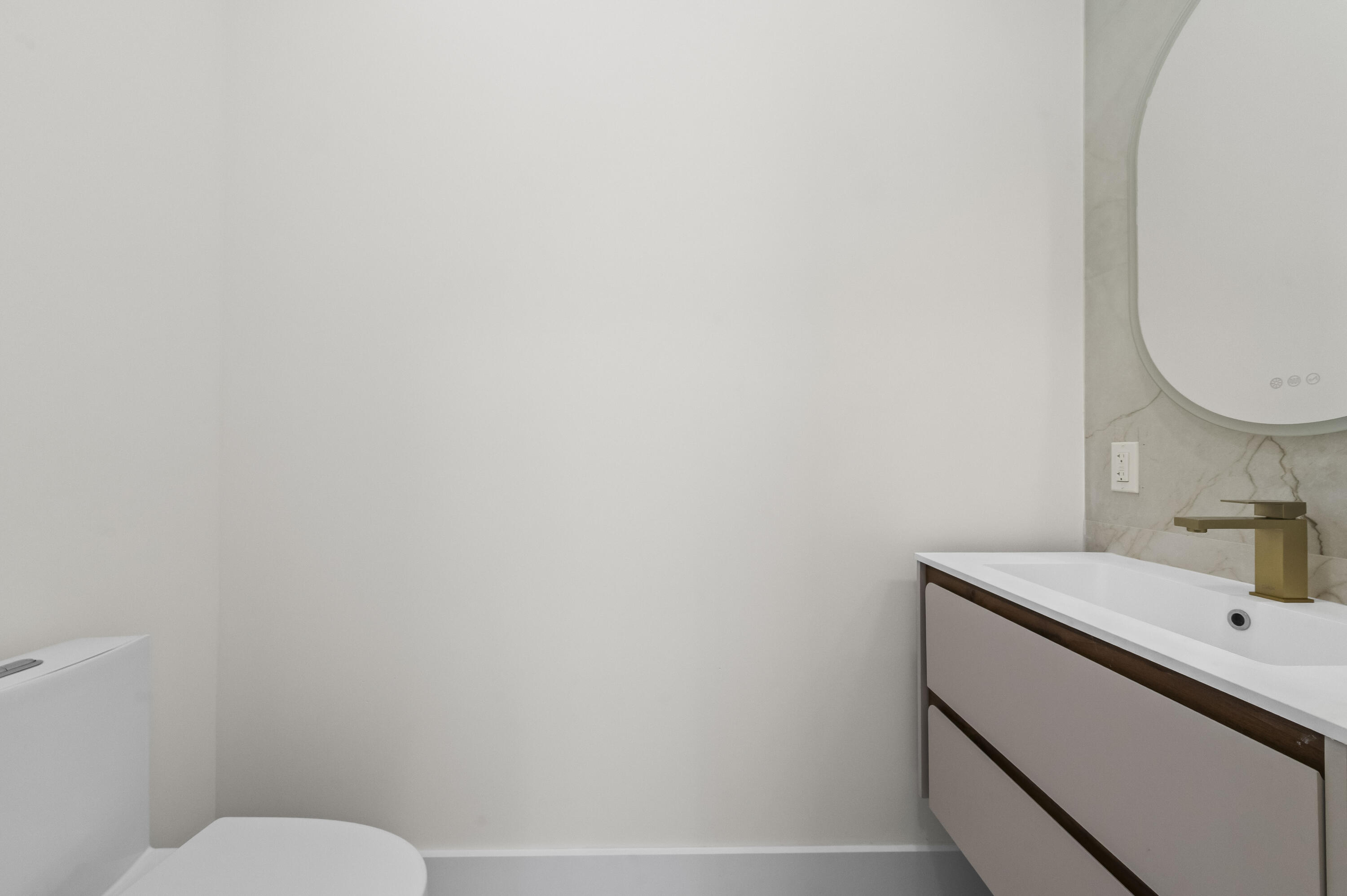 COCONUT CREEK 11TH SEC - Residential