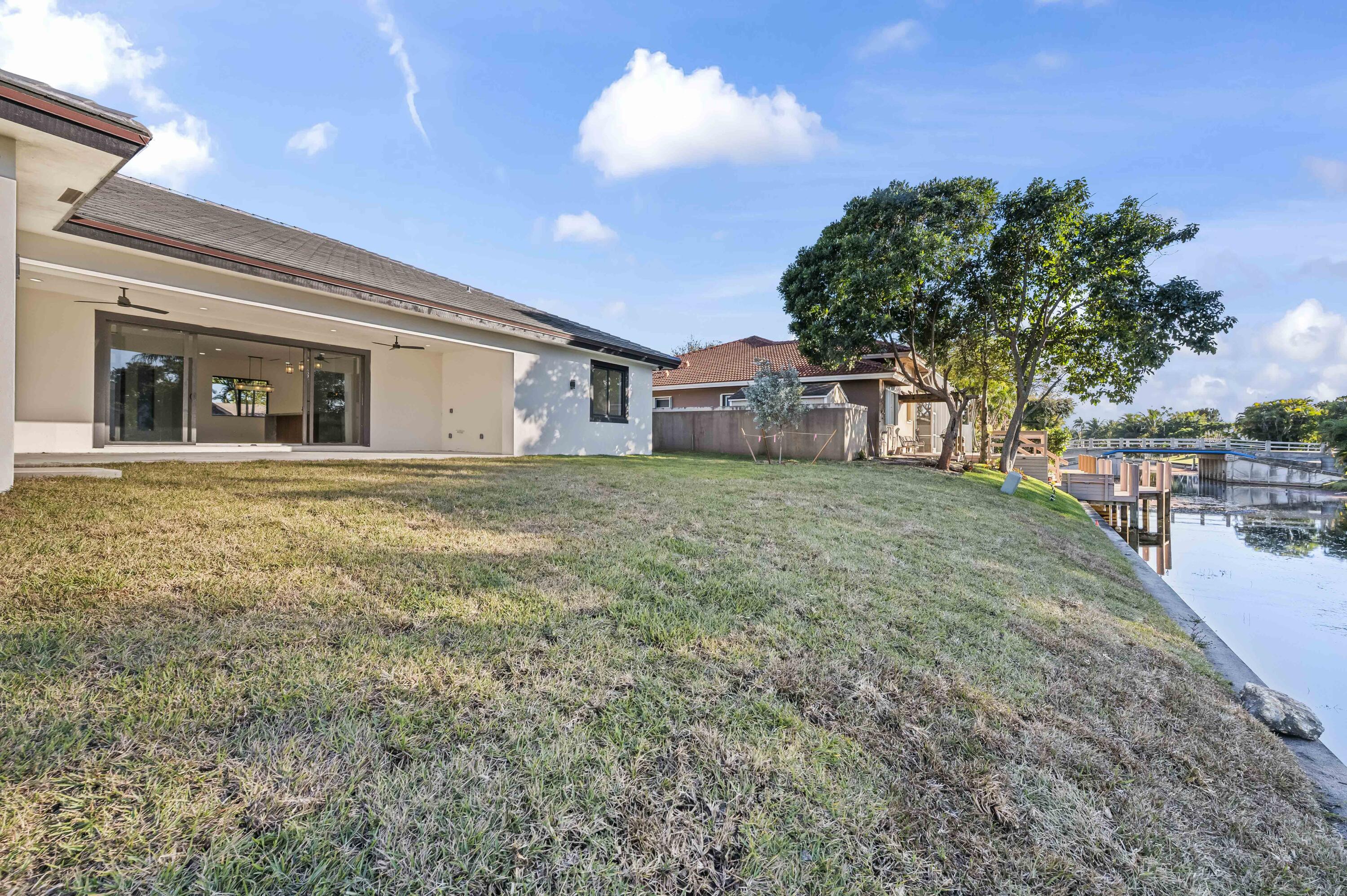 COCONUT CREEK 11TH SEC - Residential