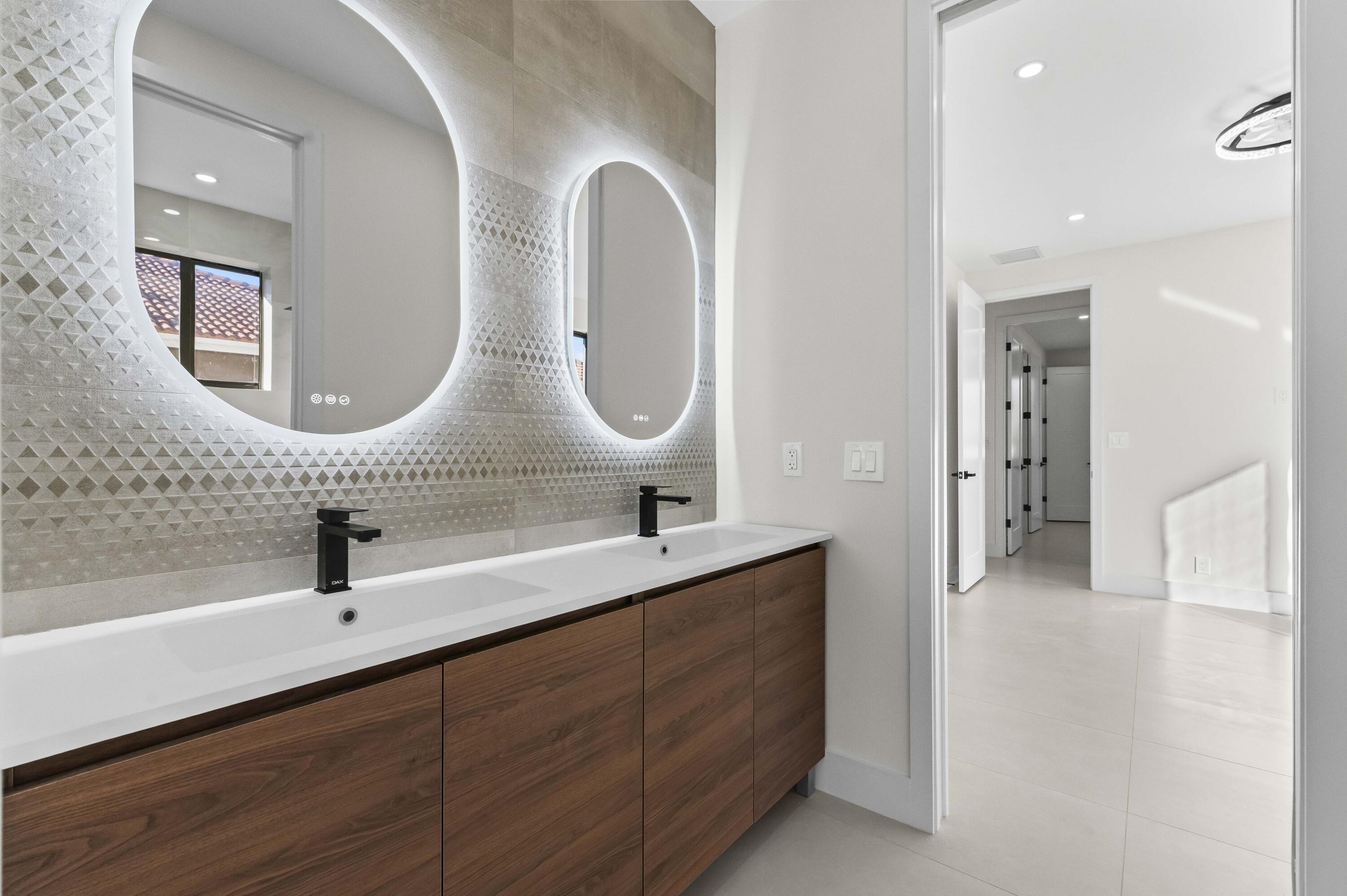 COCONUT CREEK 11TH SEC - Residential