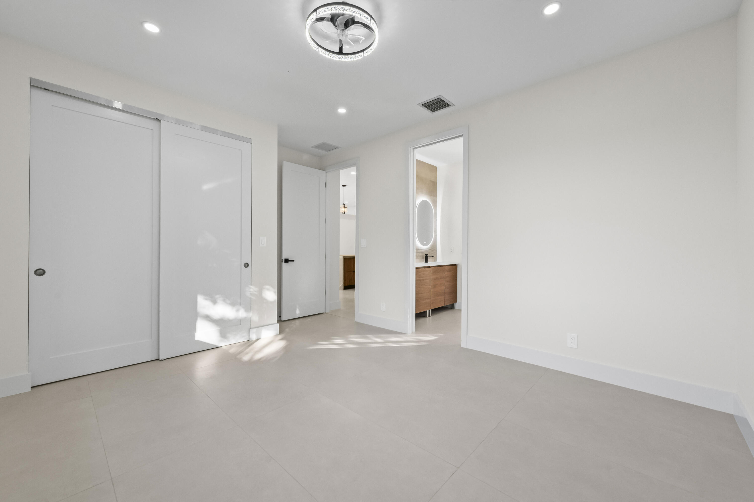 COCONUT CREEK 11TH SEC - Residential