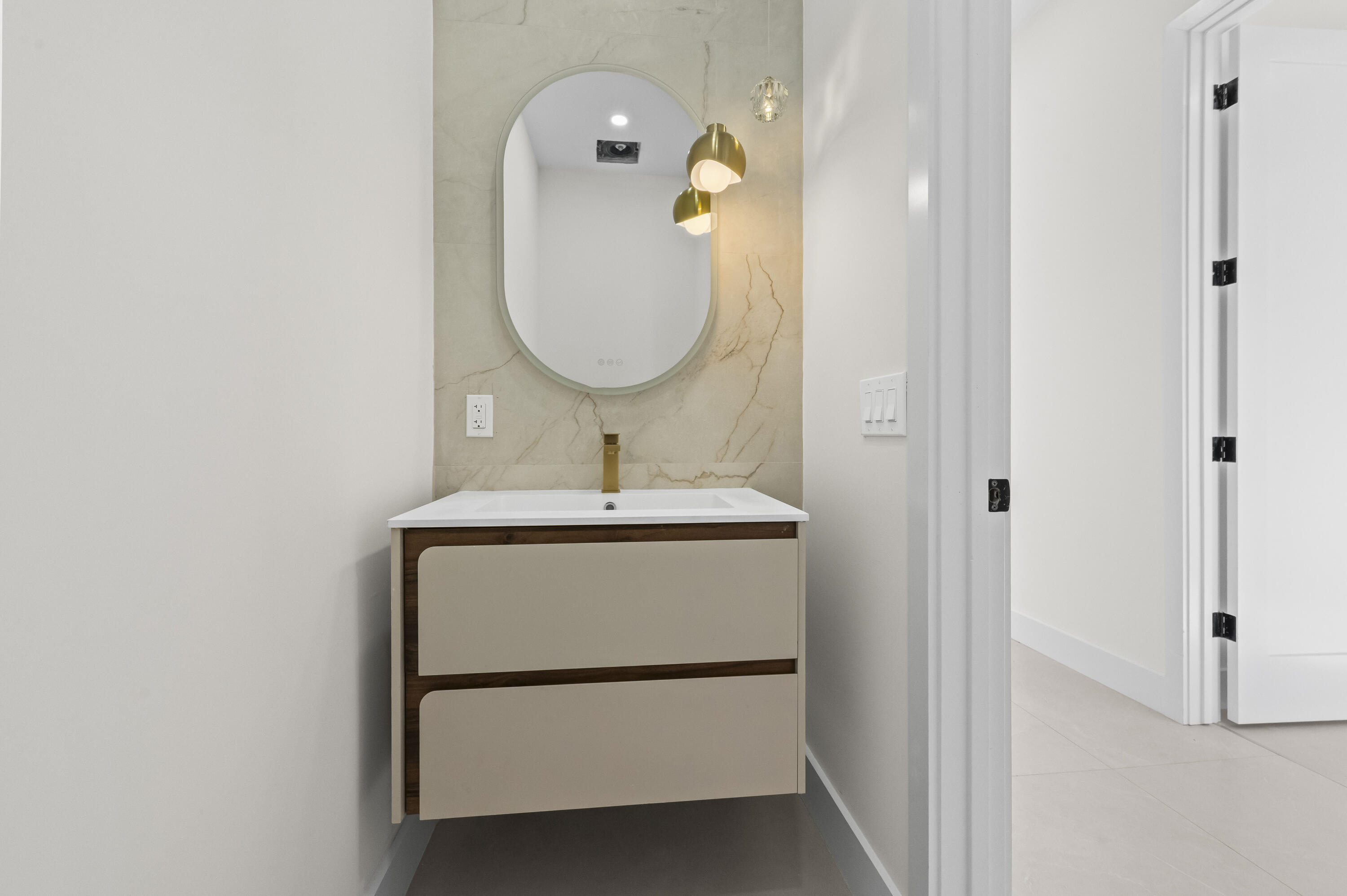 COCONUT CREEK 11TH SEC - Residential