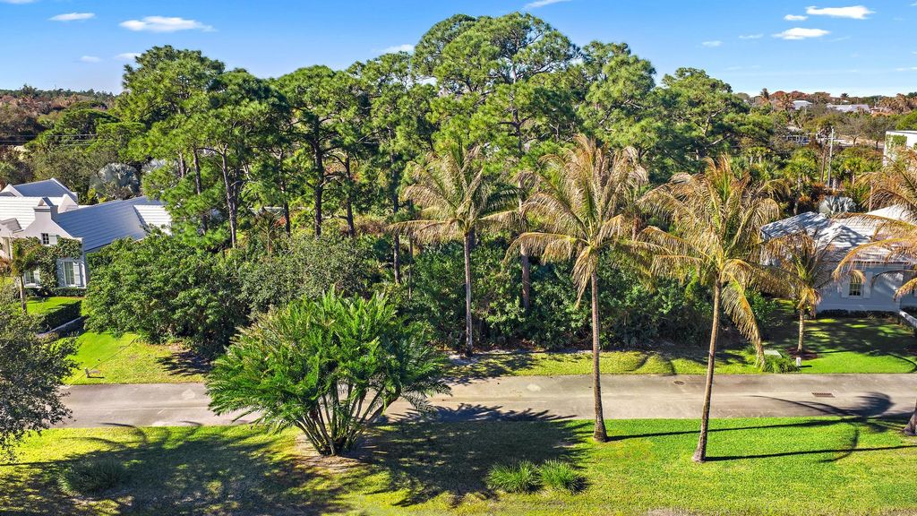 Photo of 11783 SE Shell Avenue, Hobe Sound, FL 33455 (MLS # R11168686)