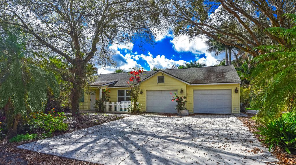 Photo of 14344 N Road, Loxahatchee Groves, FL 33470 (MLS # B26003515)